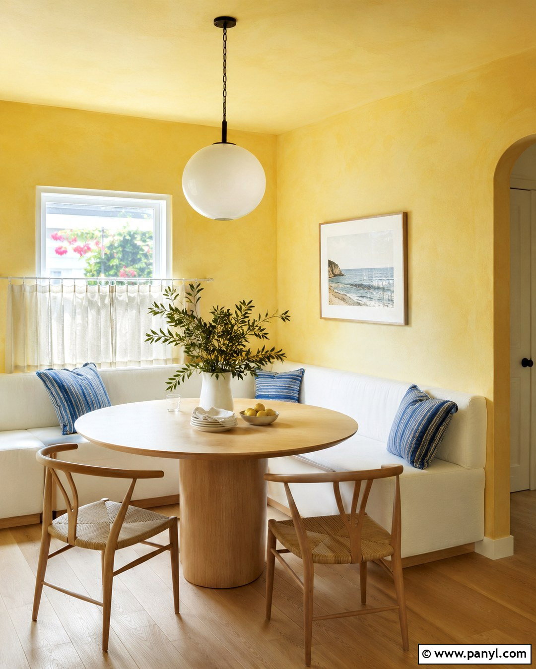 Lemon Yellow Plaster Breakfast Nook - 20 Yellow Plaster Walls