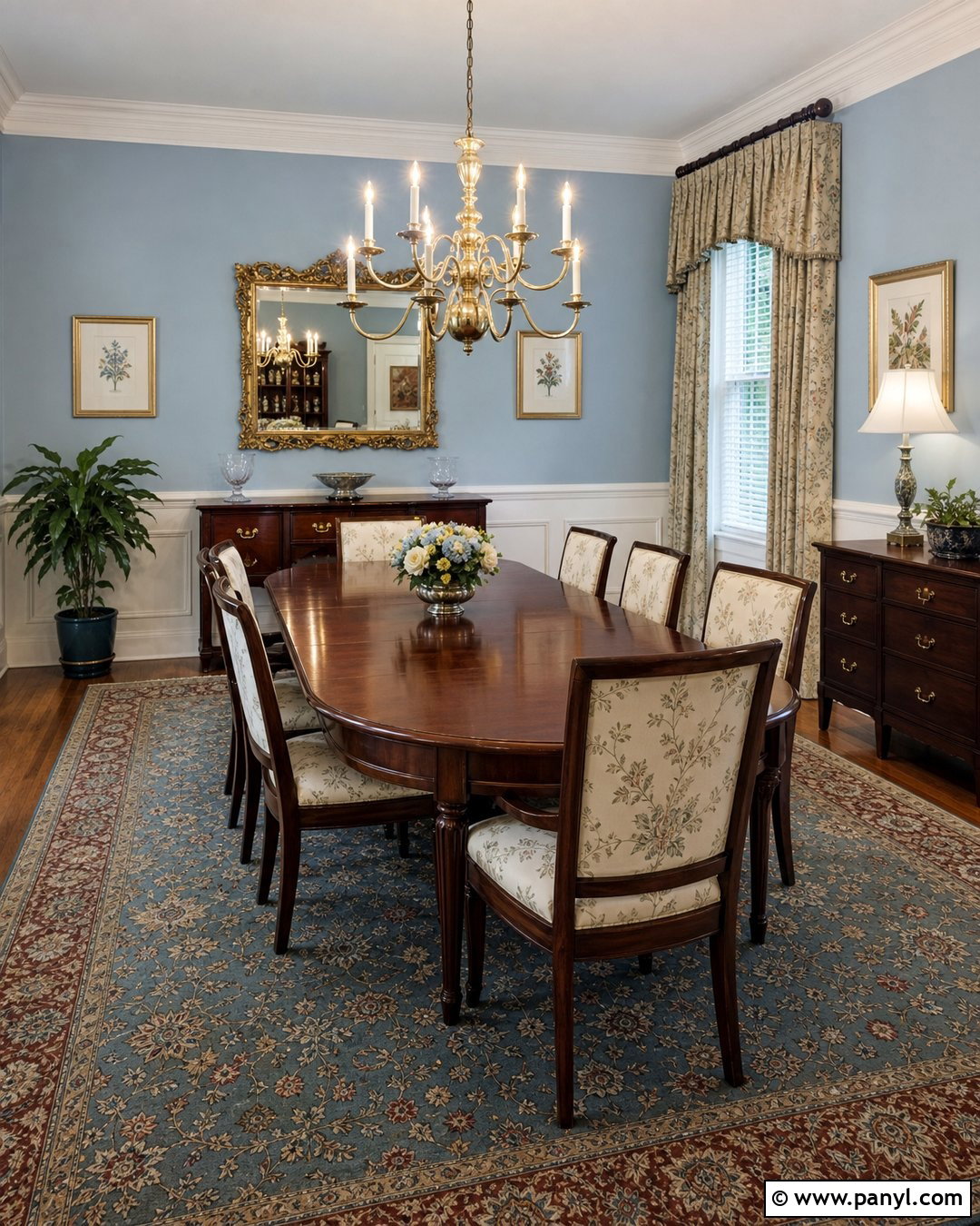 Light Blue Walls With Traditional Furniture - 20 Light Blue Wall Dining Area Ideas