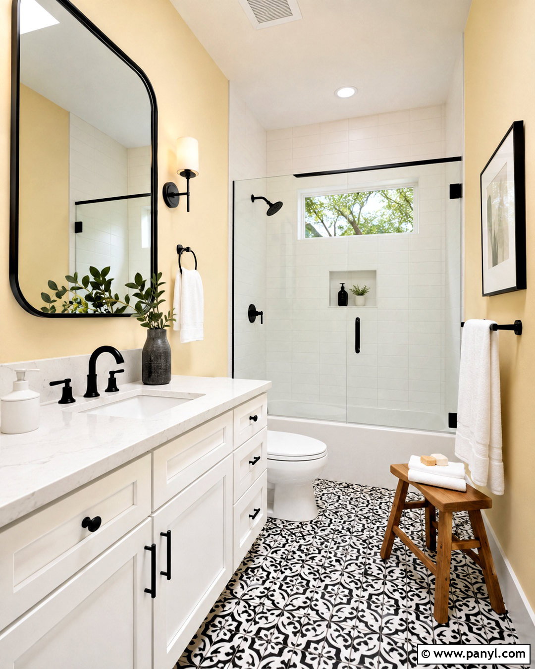 Light Yellow Bathroom With Black Fixtures - 40 light yellow walls