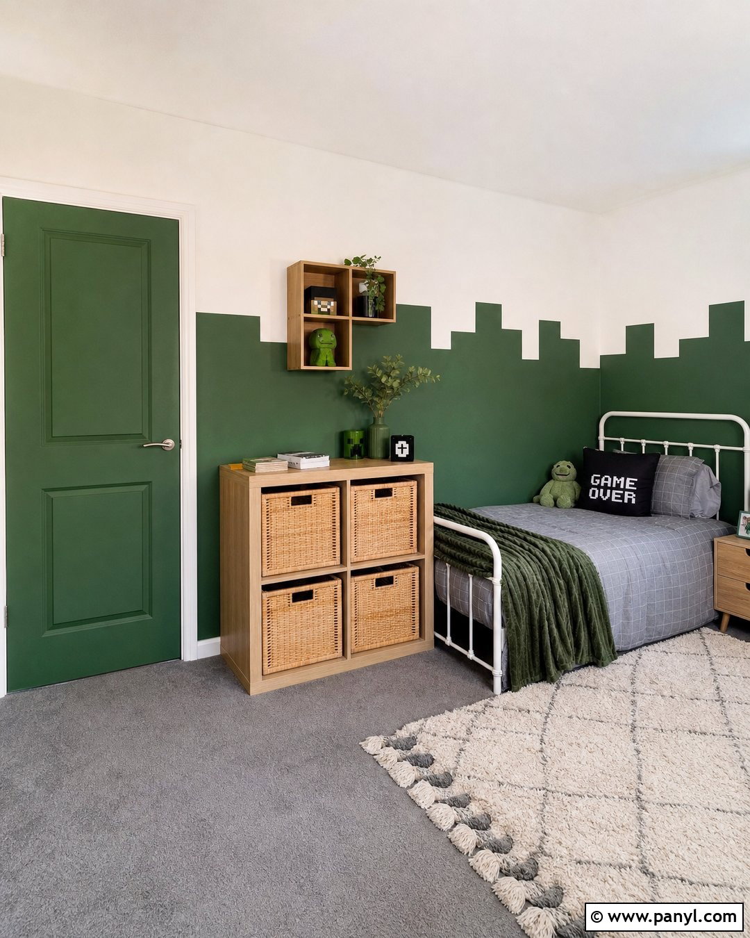 Minecraft Green Half-Painted Wall - 20 Minecraft Green Wall Paint Ideas