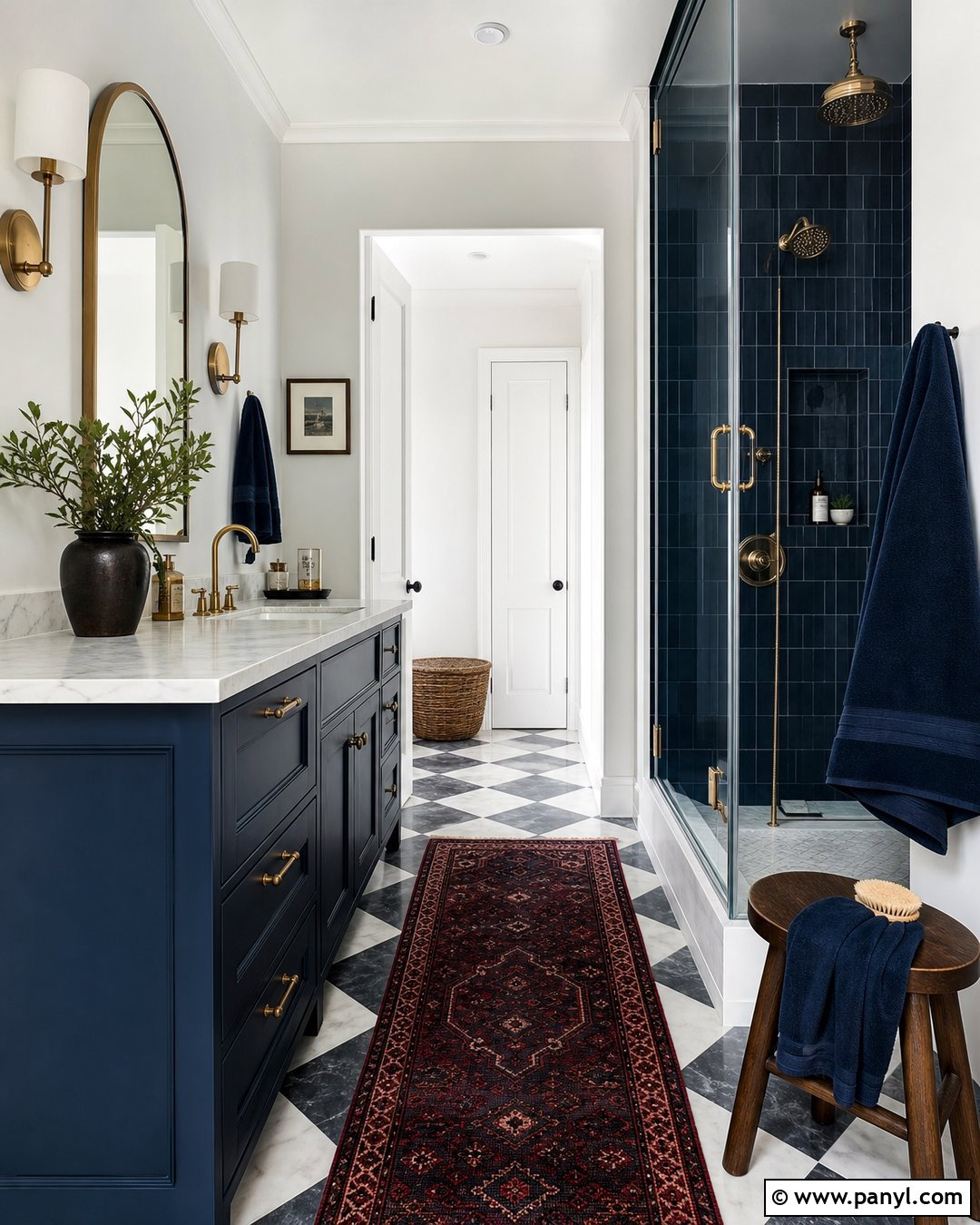 Moody Bathroom With White Walls - 25 Moody With White Walls