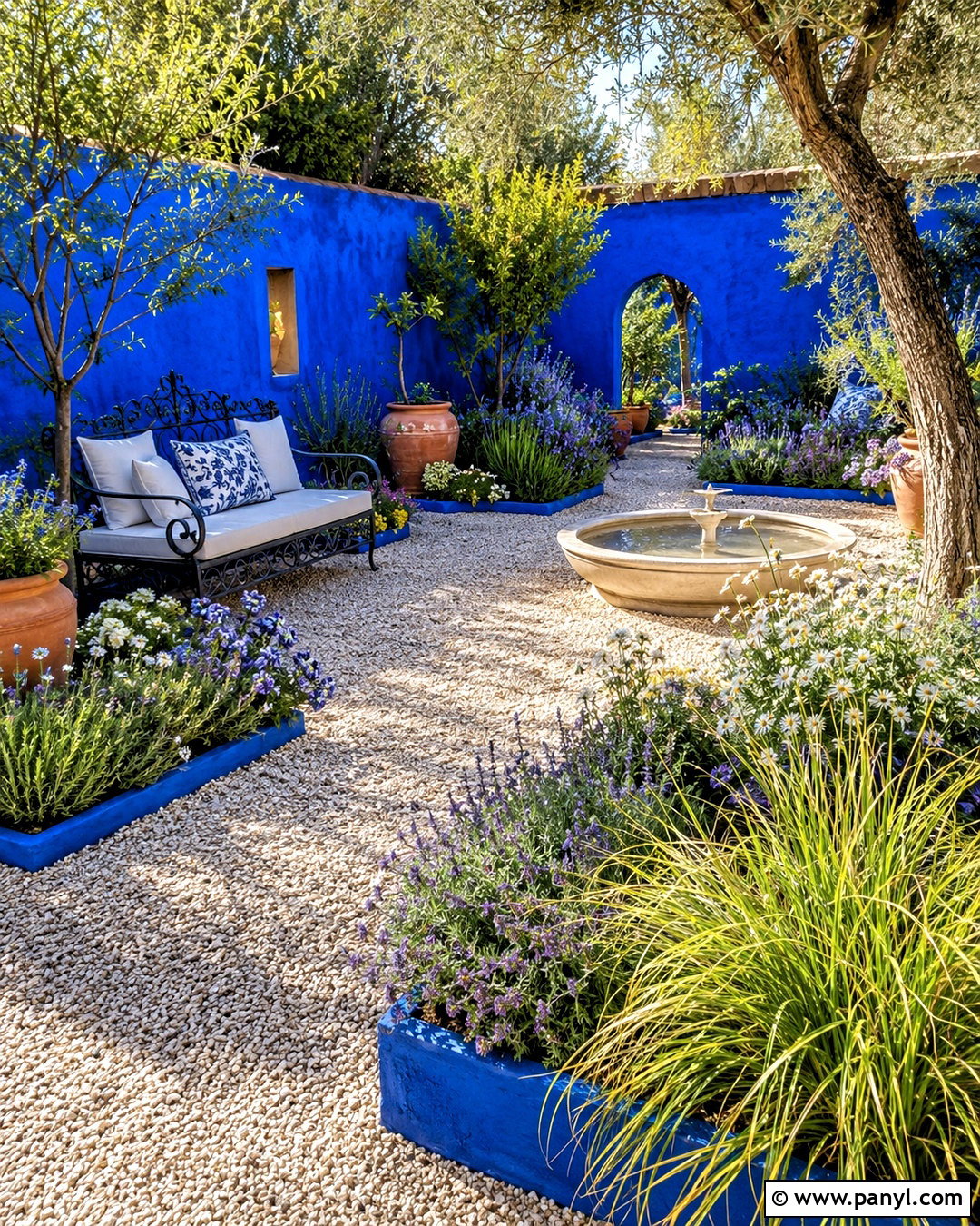 Moroccan Blue Garden - 20 moroccan blue ideas