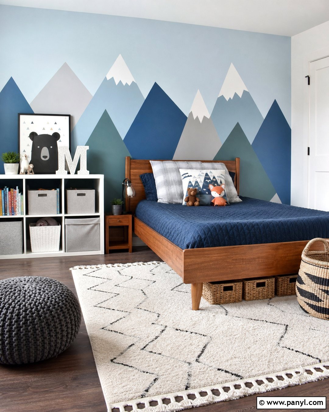 Mountain Geometric Wall Pattern - 35 geometric wall paint patterns