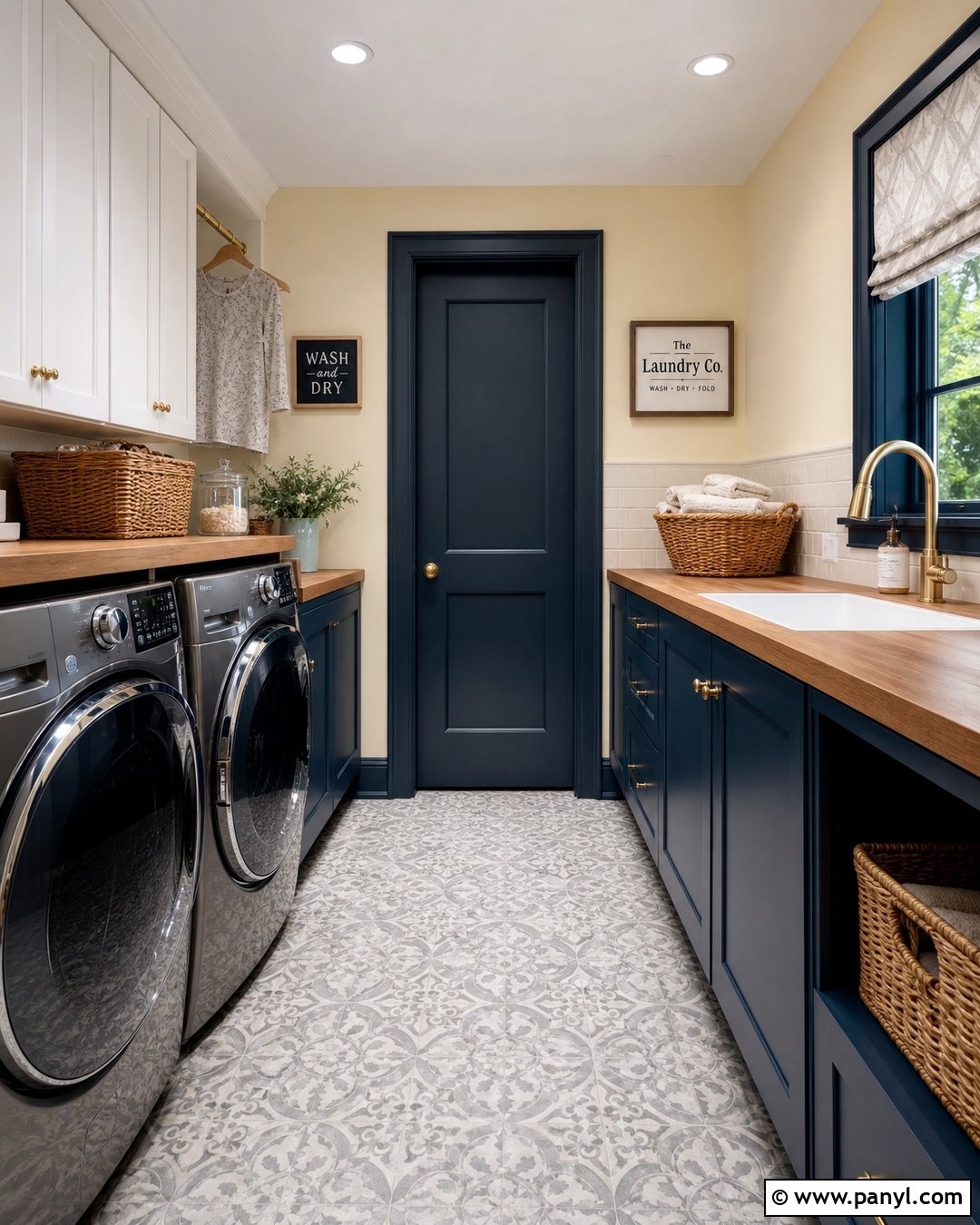 Navy Trim With Pale Yellow Walls - 45 darker trim lighter walls