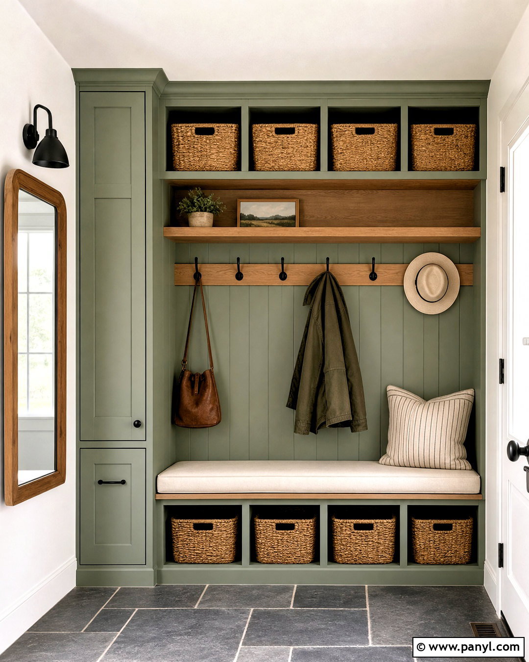 Oak And Poplar Mudroom - 20 wood combination interior ideas