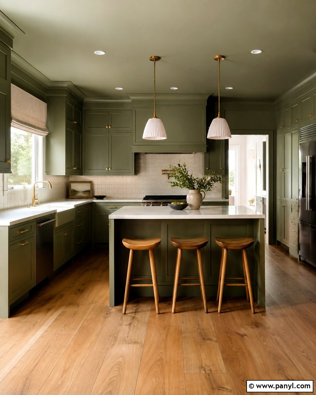 Olive Green Color Drenched Kitchen - 20 Colour Drenching A Room Ideas