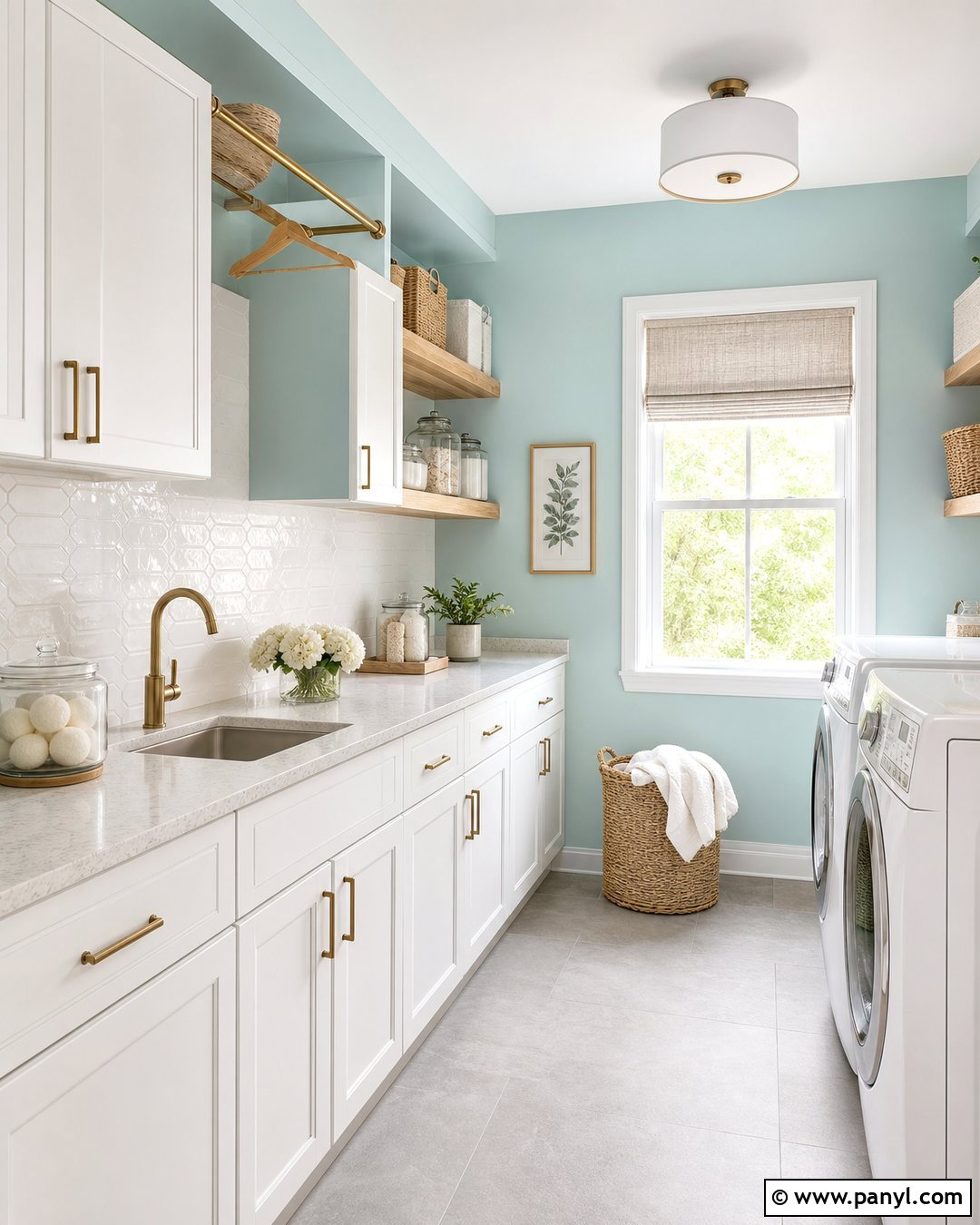 Pale Aqua Wall Color - 20 Airy Wall Colors