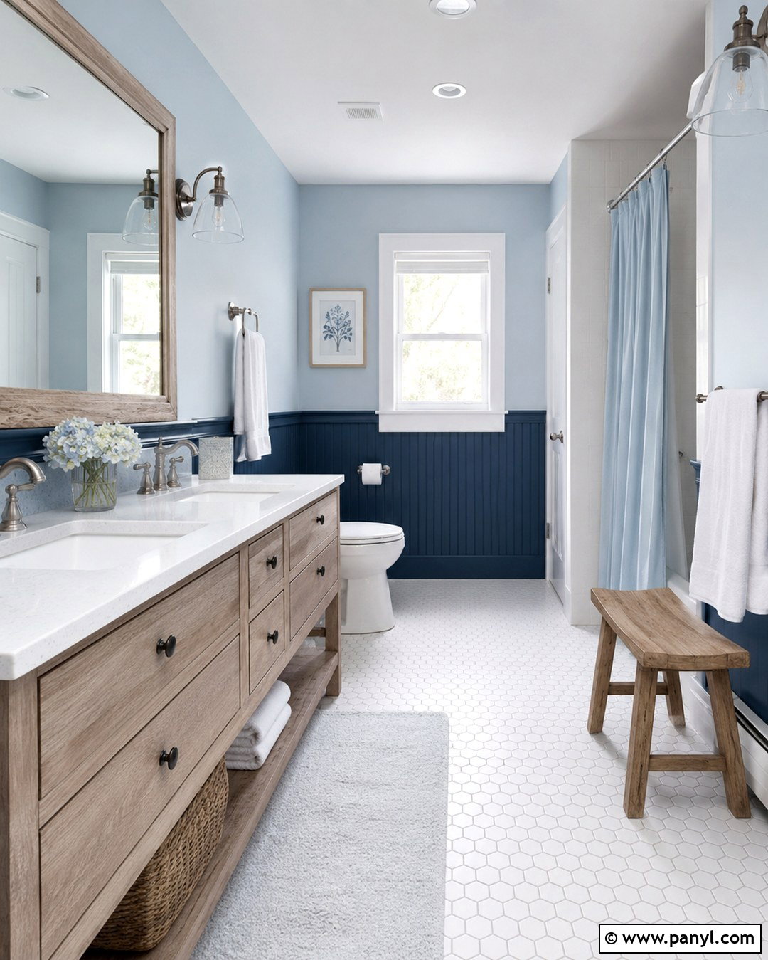 Pale Blue And Deep Blue Bathroom - 20 Rooms With Two Color Walls