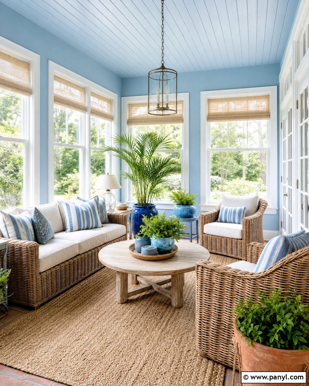Pale Blue Sunroom - 20 blue color room ideas