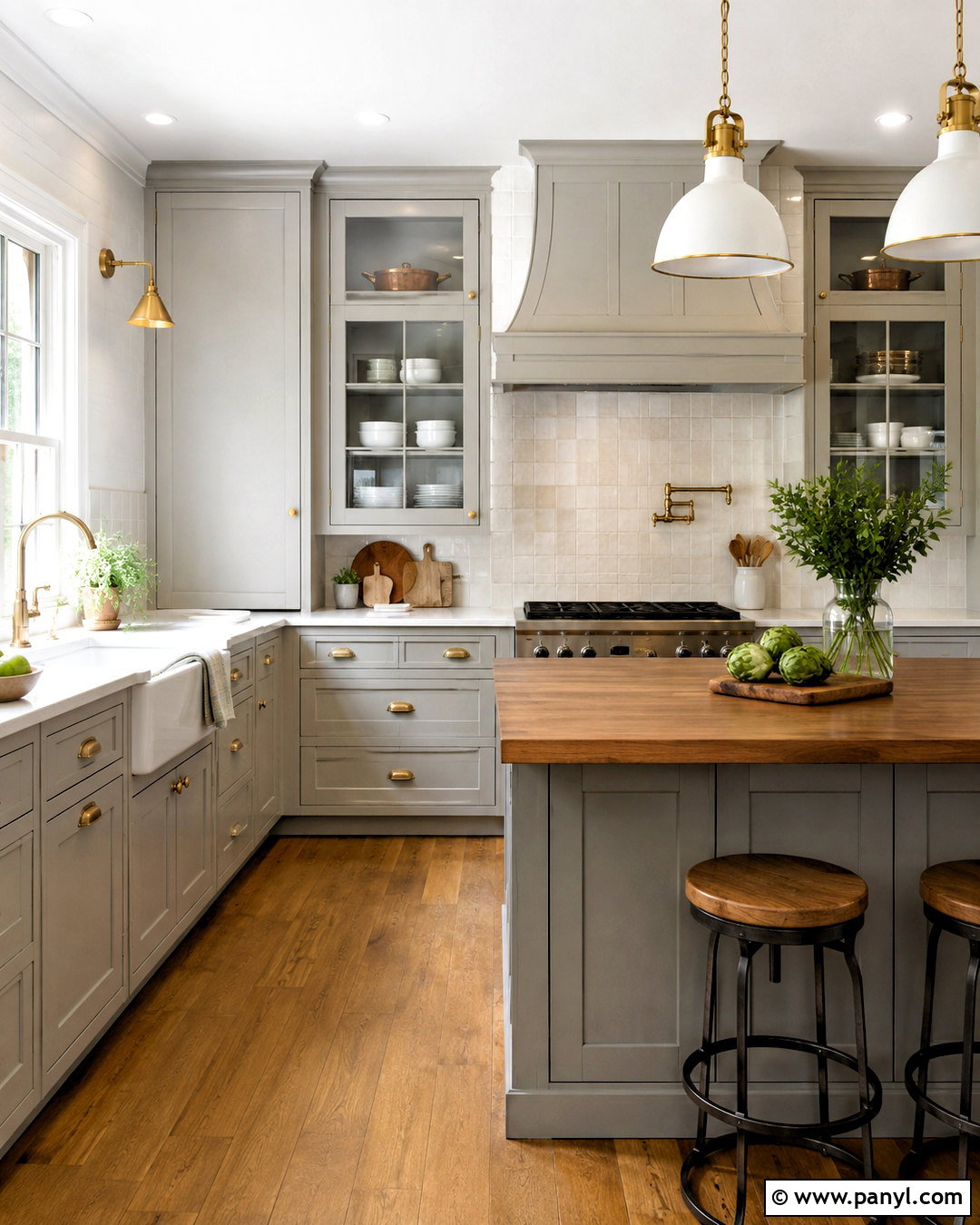 Pale Grey Shaker Kitchen With Brass Hardware - 20 pale grey kitchen ideas