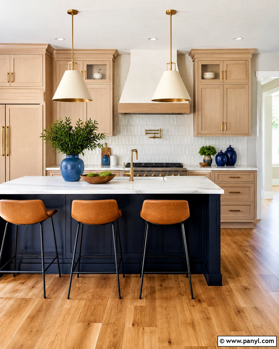 20 Pale Oak Kitchen Cabinets for a Warm, Timeless Makeover