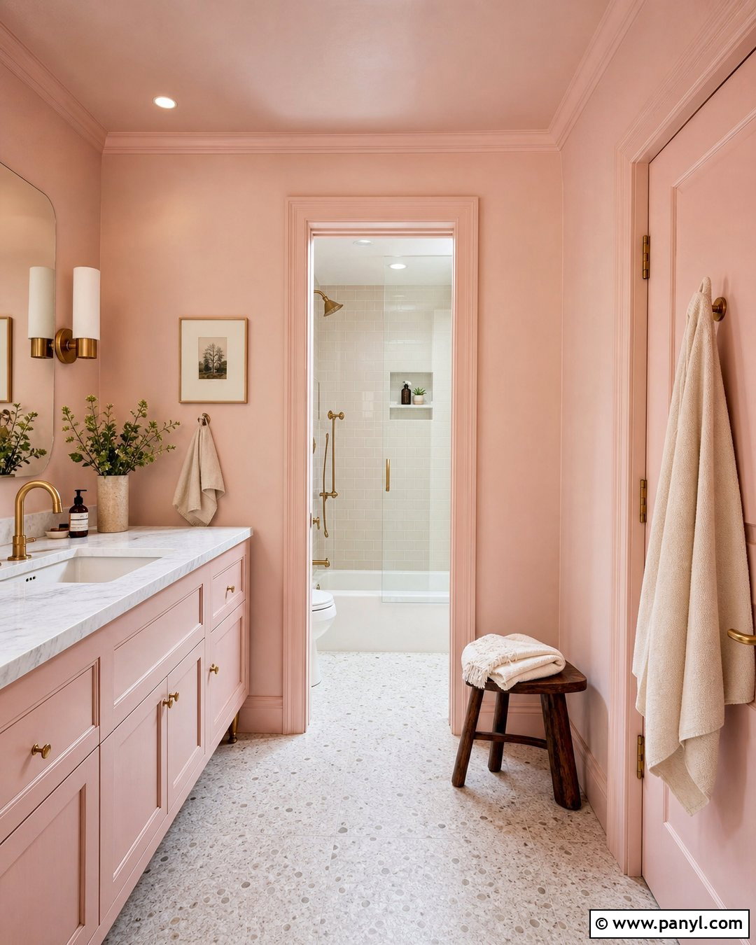Pale Pink Bathroom Walls With Color Drenching - 25 Pale Pink Bathroom Walls
