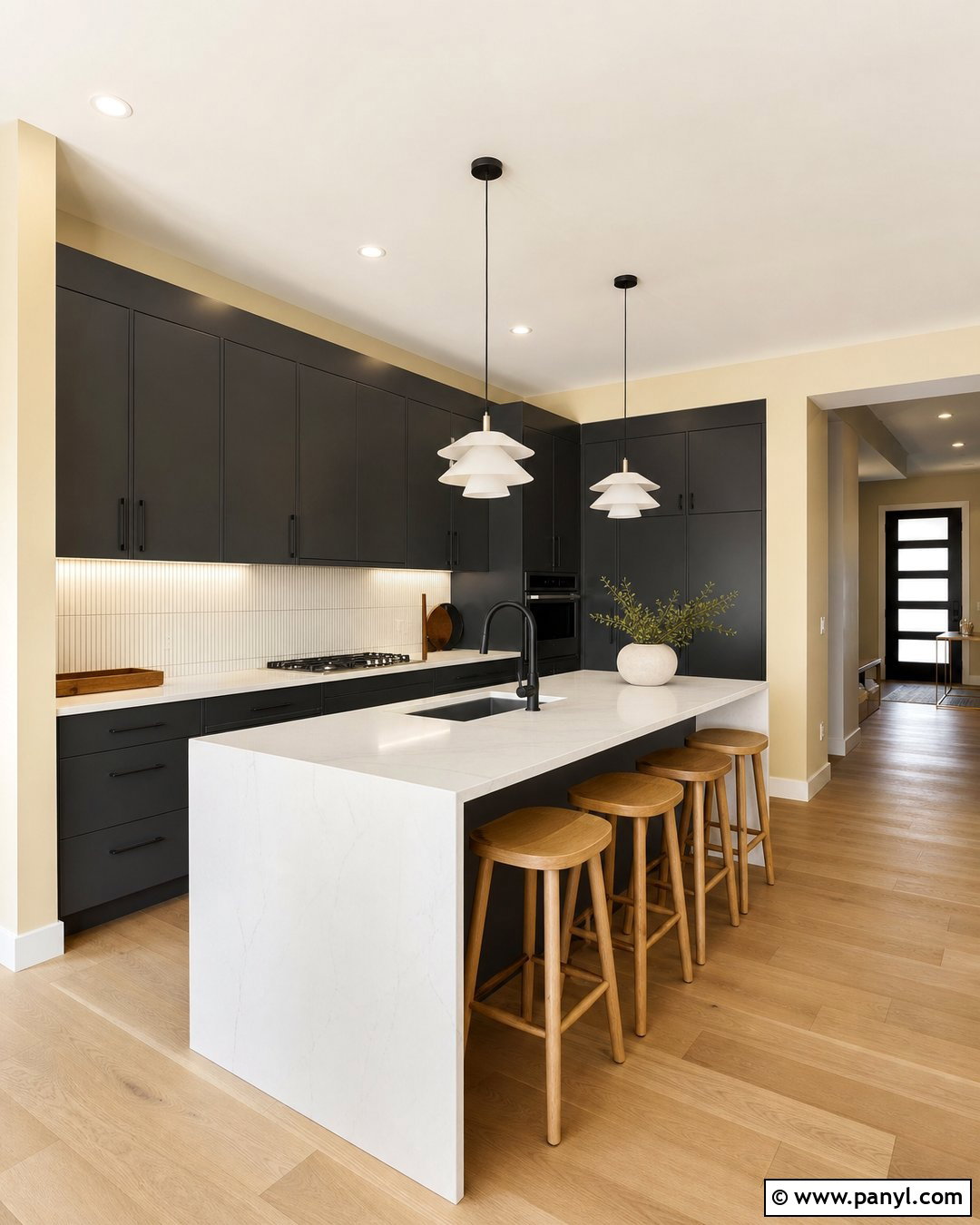 Pale Yellow Modern Kitchen With Dark Cabinets - 20 Pale Yellow Kitchen Walls With Dark Cabinets