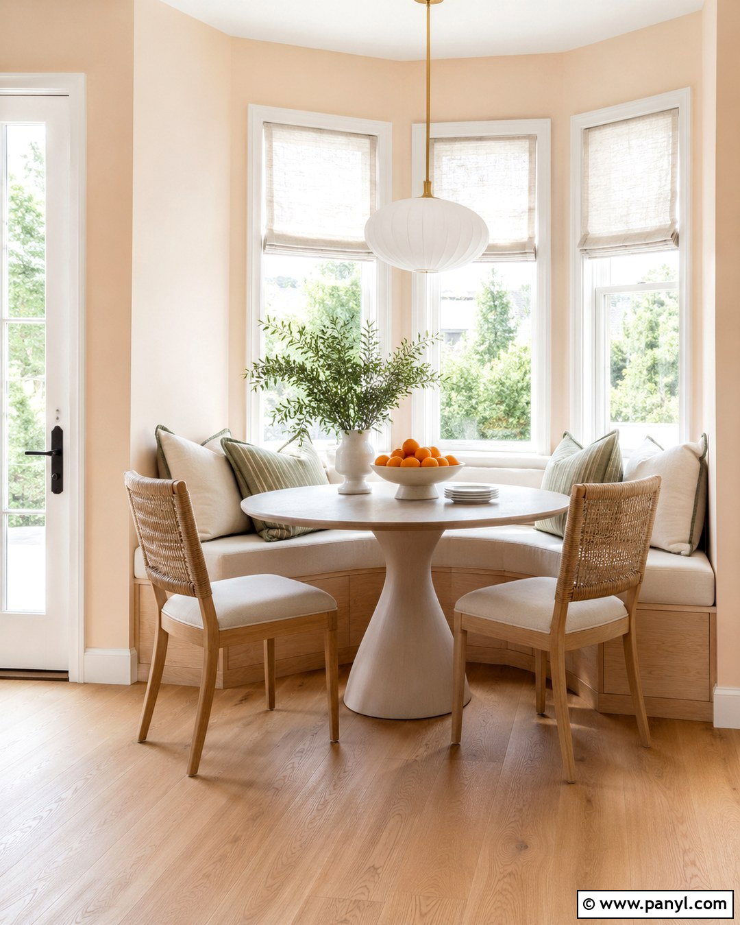 Peach Pearl Breakfast Nook Walls - 20 Pearl Paint Colors For Walls