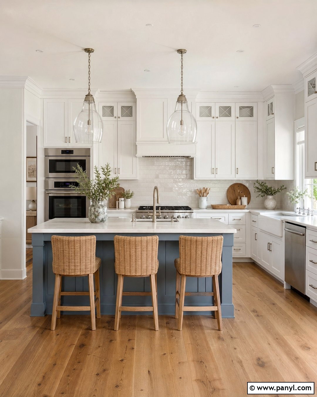 Pearl White Walls With White Kitchen Cabinets - 20 Pearl White Walls