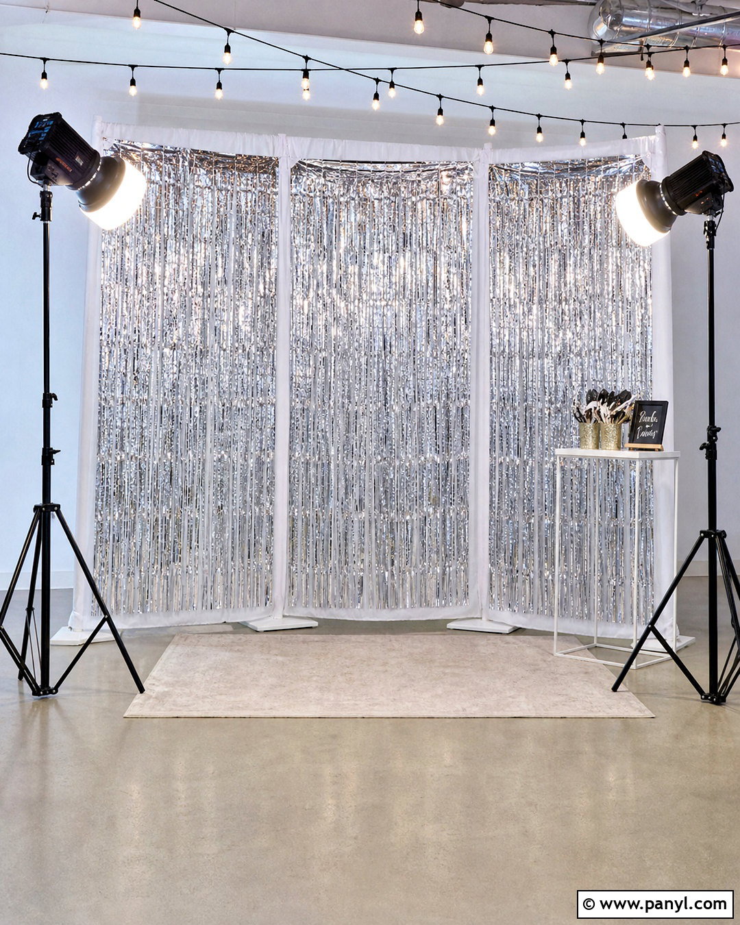 Photo Booth Foil Wall Backdrop - 20 foil wall backdrop ideas