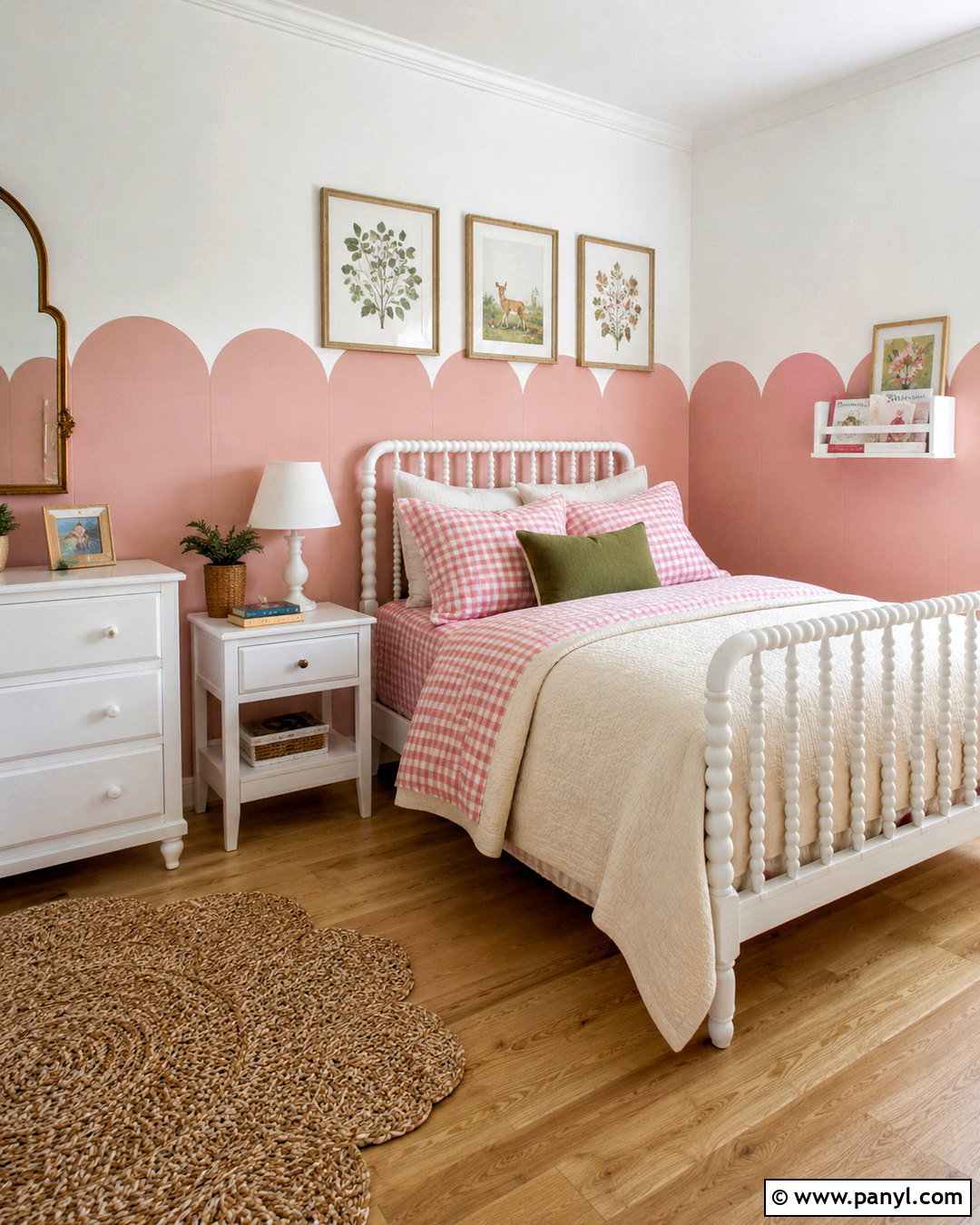 Pink And White Scalloped Bedroom Wall - 20 pink and white walls
