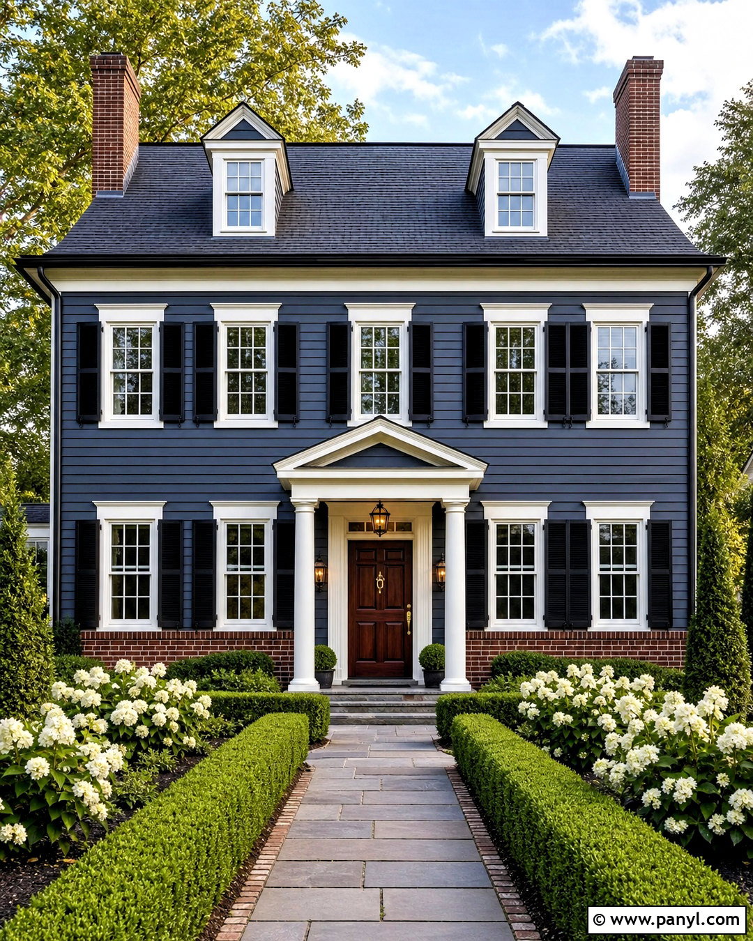 20 Red Brick and Paint Combinations for Timeless Curb Appeal
