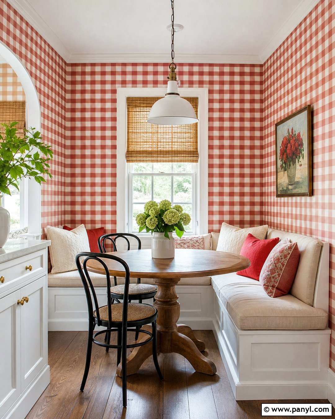 Red Gingham Painted Breakfast Nook Walls - 30 Gingham Painted Walls