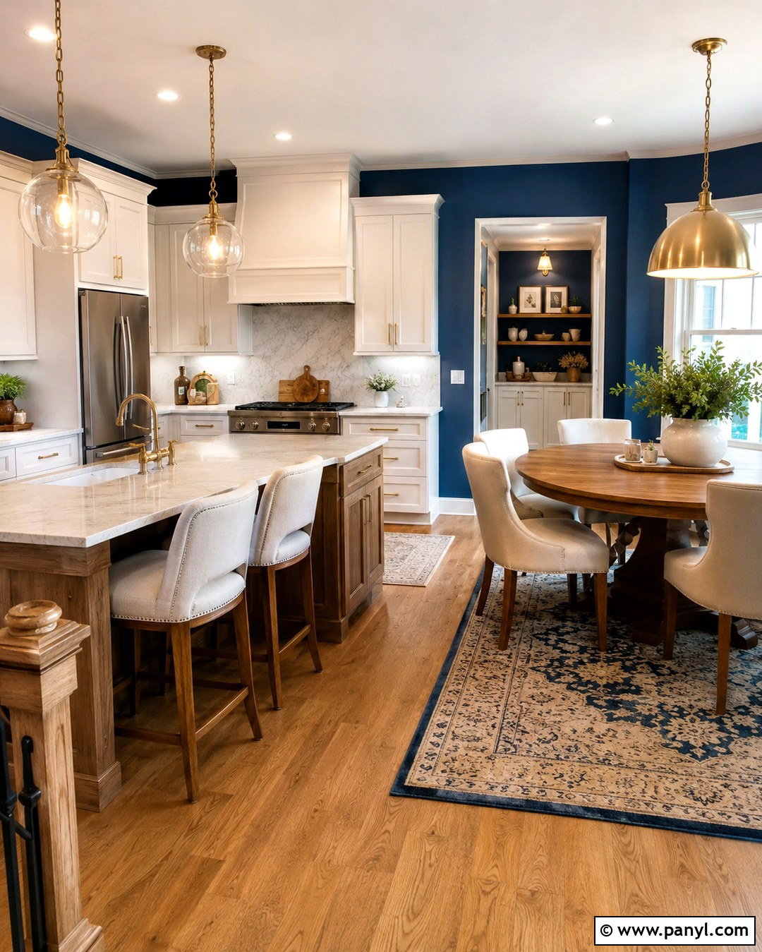 Royal Blue Kitchen Walls In An Eat-In Kitchen - 20 Royal Blue Kitchen Walls