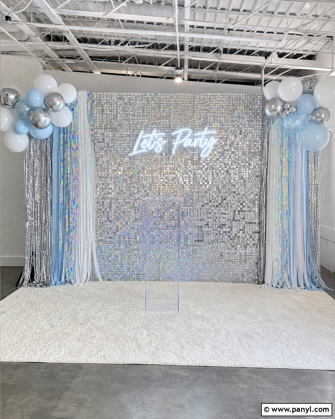 Shimmer Wall Backdrop With Streamers - 20 shimmer wall backdrop ideas