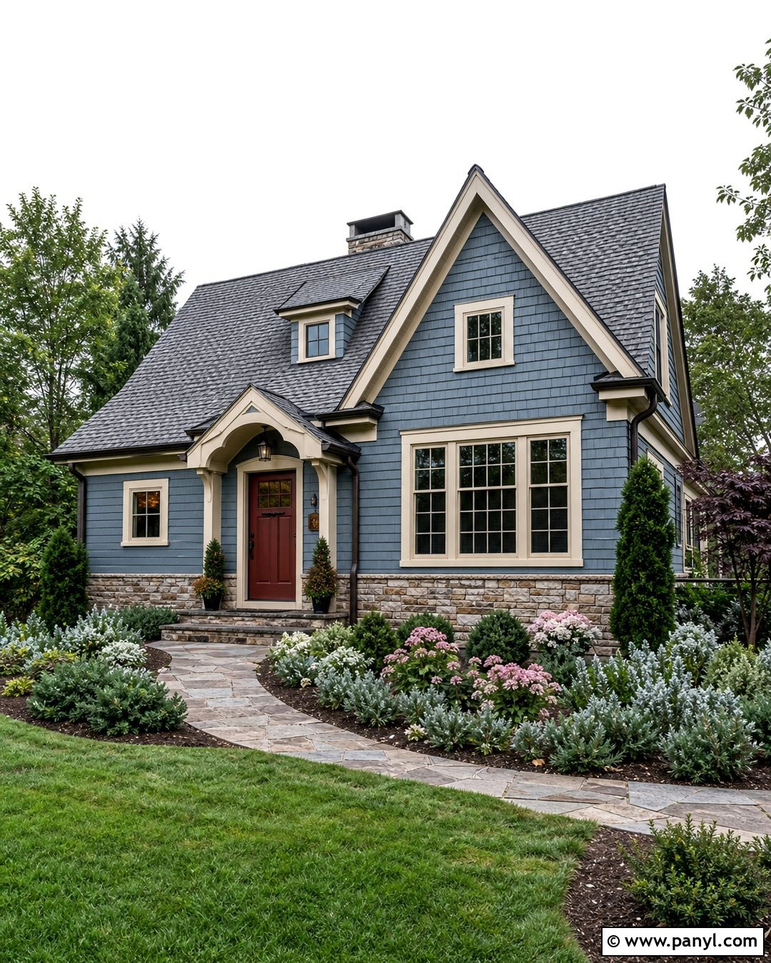 Slate Blue Outside Wall Colour With Cream - 35 outside wall colour ideas