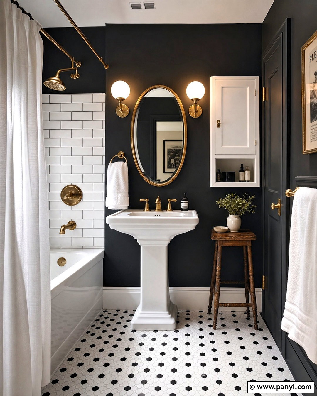 Small Bathroom With Near-Black Walls - 20 small bathroom dark walls