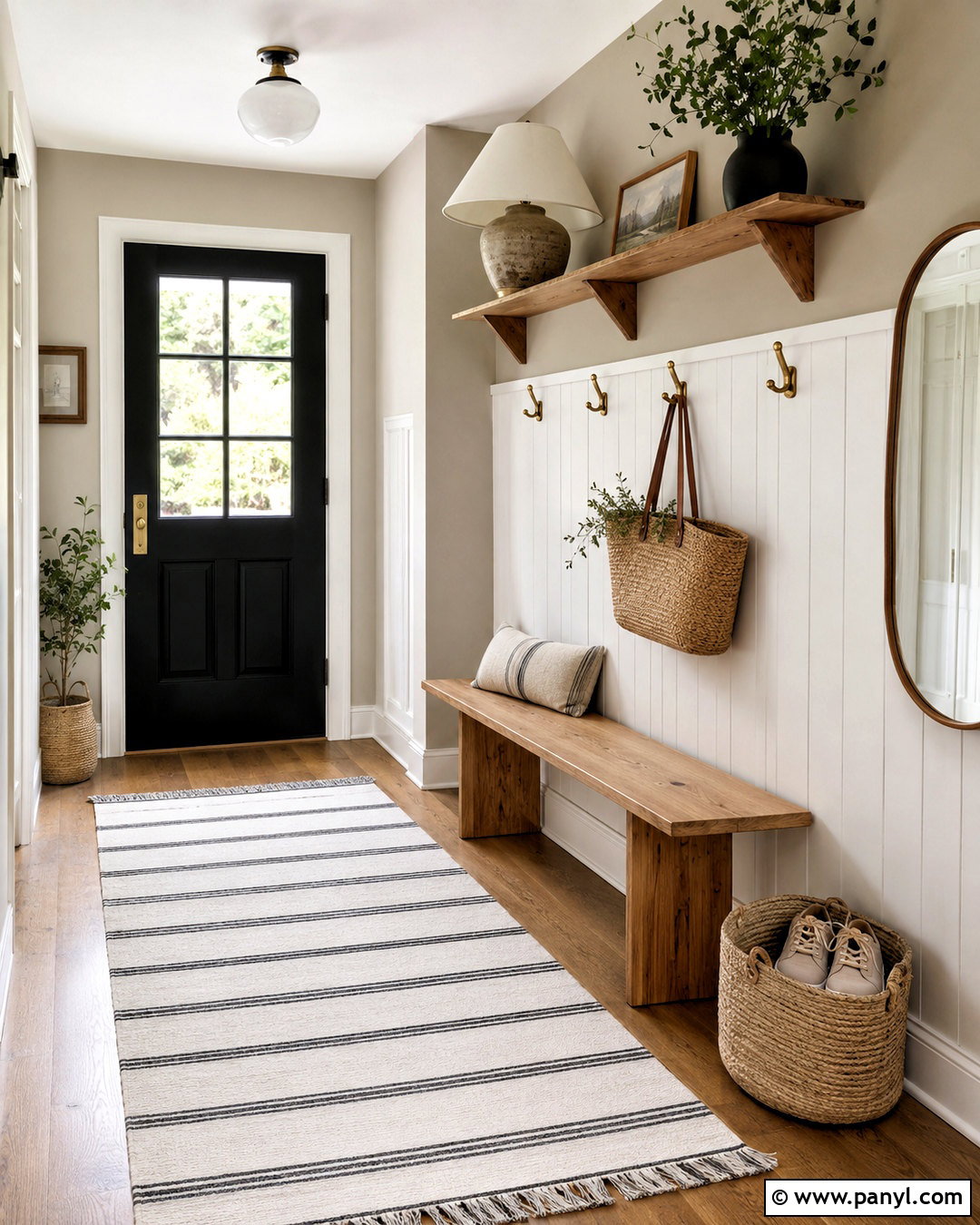 Small Cottage Entryway - 20 modern cottage interior ideas