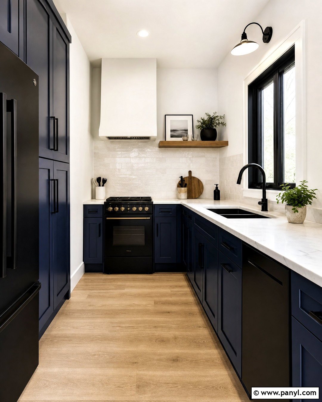 Small Navy Kitchen With Black Accents - 20 small navy kitchen ideas