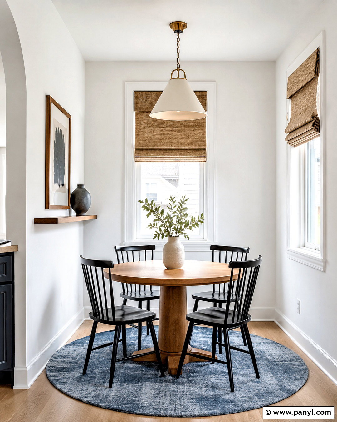 Small White Wall Dining Nook - 20 White Wall Dining Area Ideas