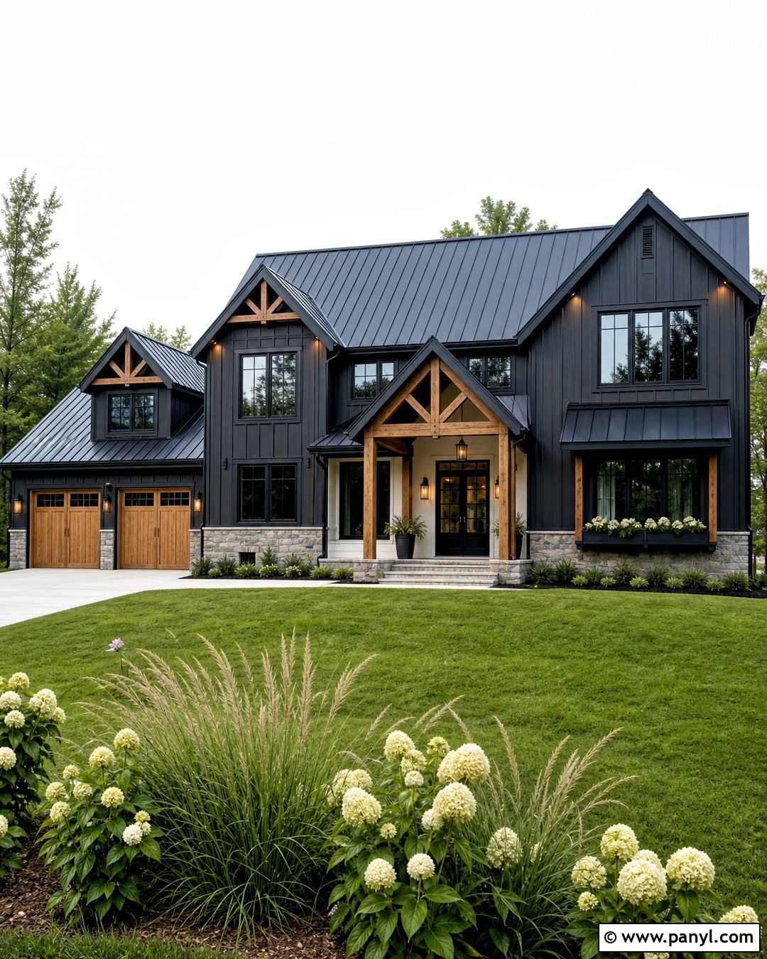 Soft Black Farmhouse Exterior - 20 exterior farmhouse paint colors