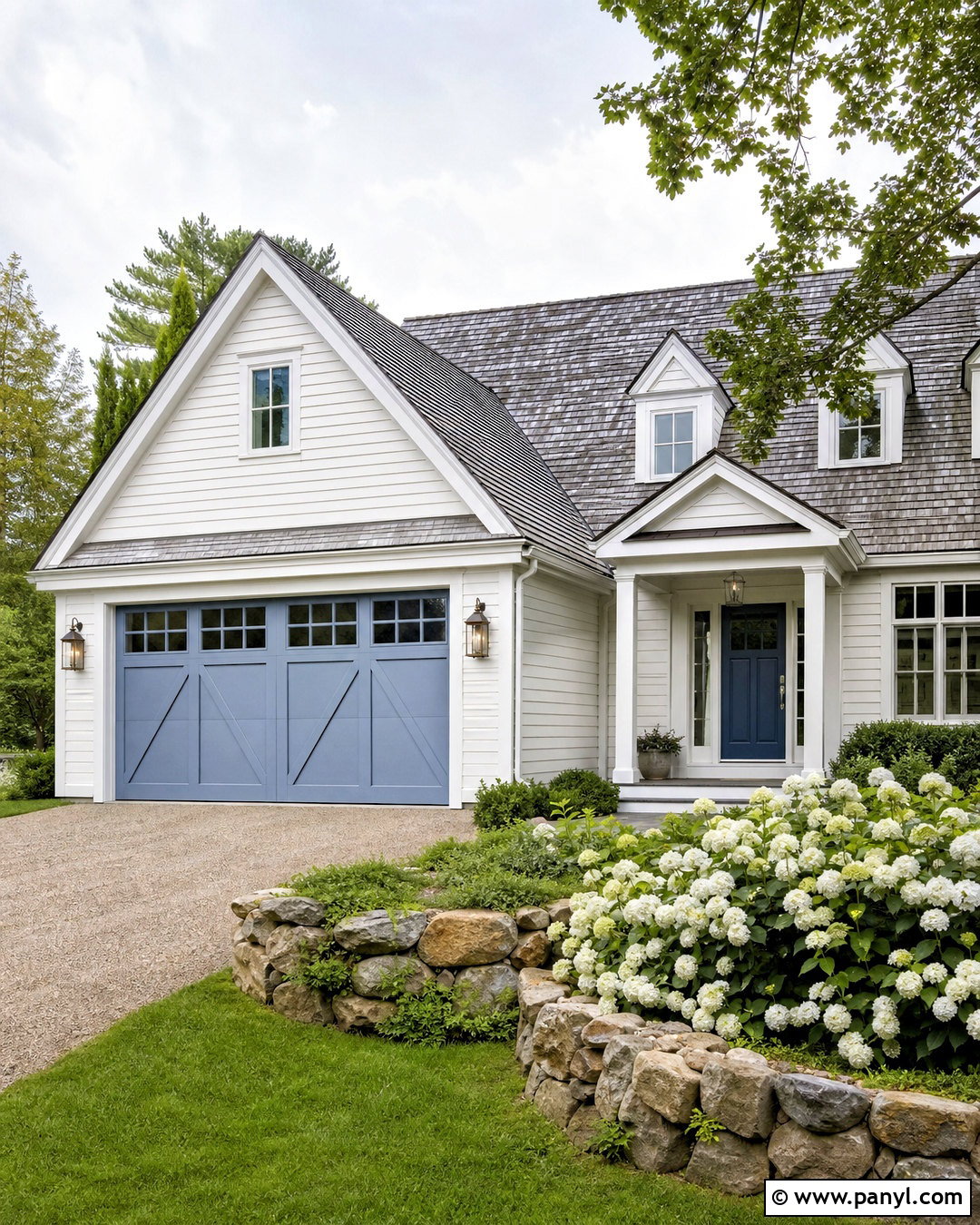 20 Garage Door Paint Colors for Fresh, Standout Curb Appeal