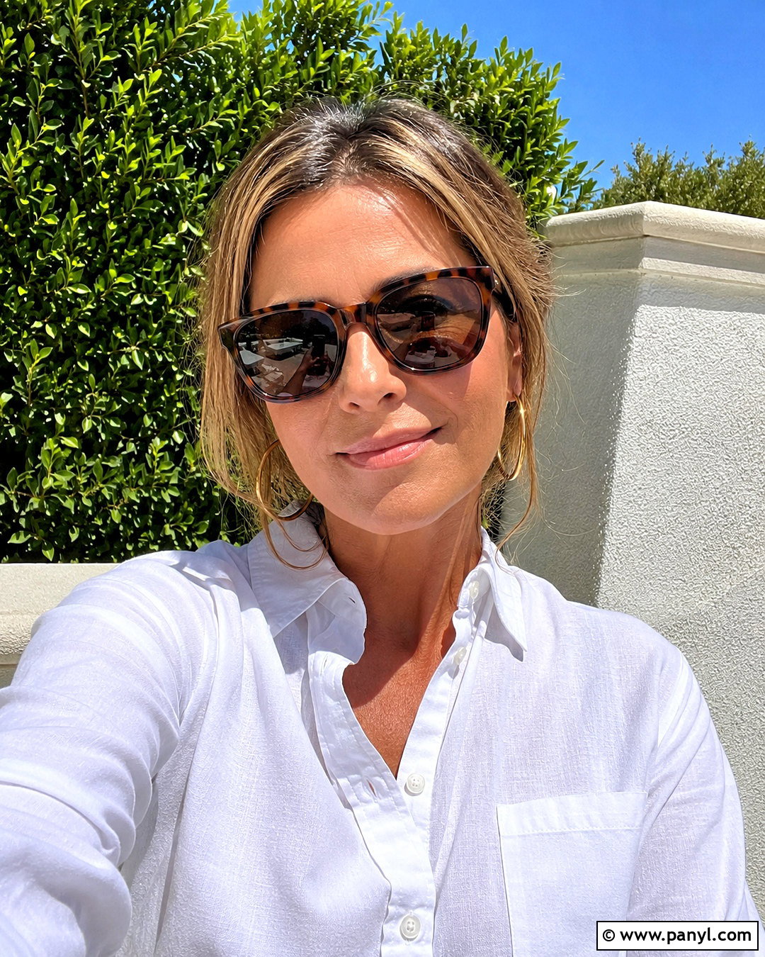 Sunglasses Selfie - 20 pretty selfies