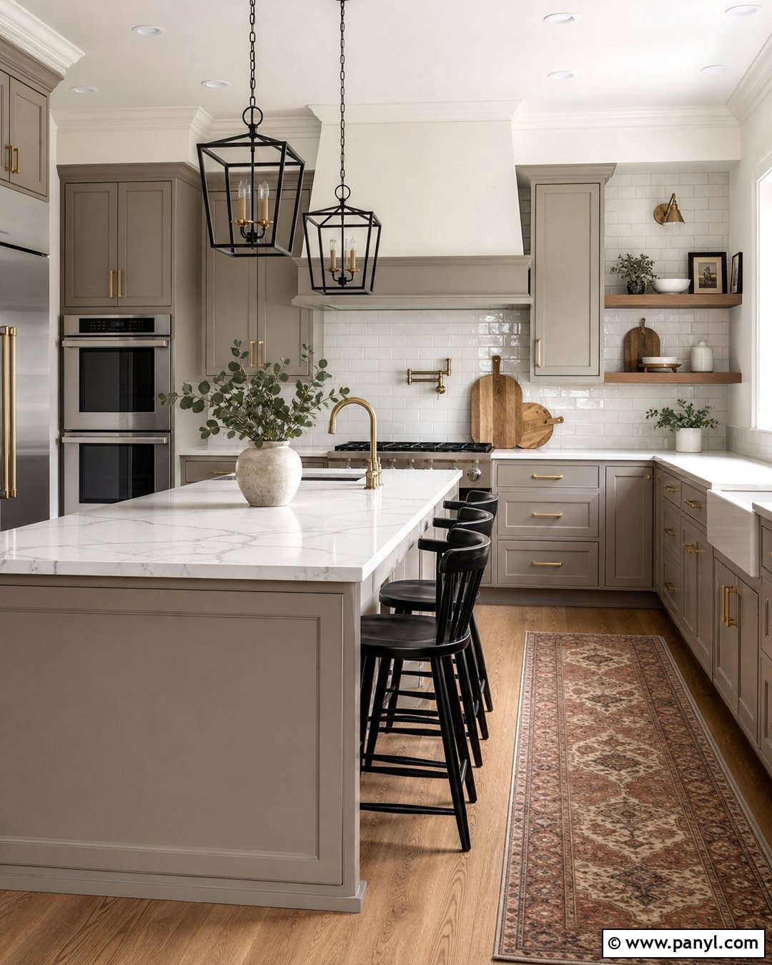 Swiss Coffee Kitchen With Greige Cabinets - 25 Swiss Coffee Walls And Trim Ideas