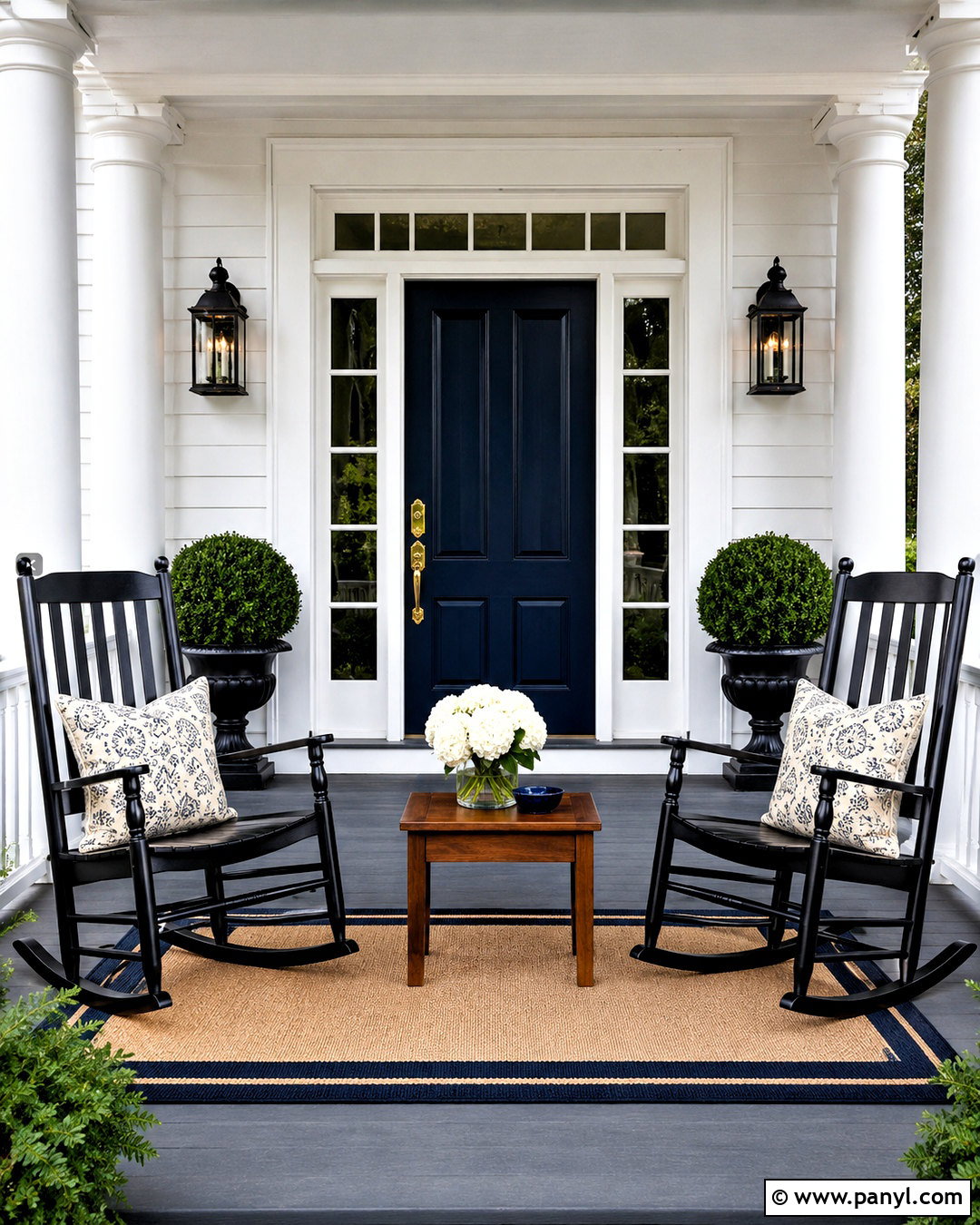 Traditional Front Porch - 20 cozy front porch ideas