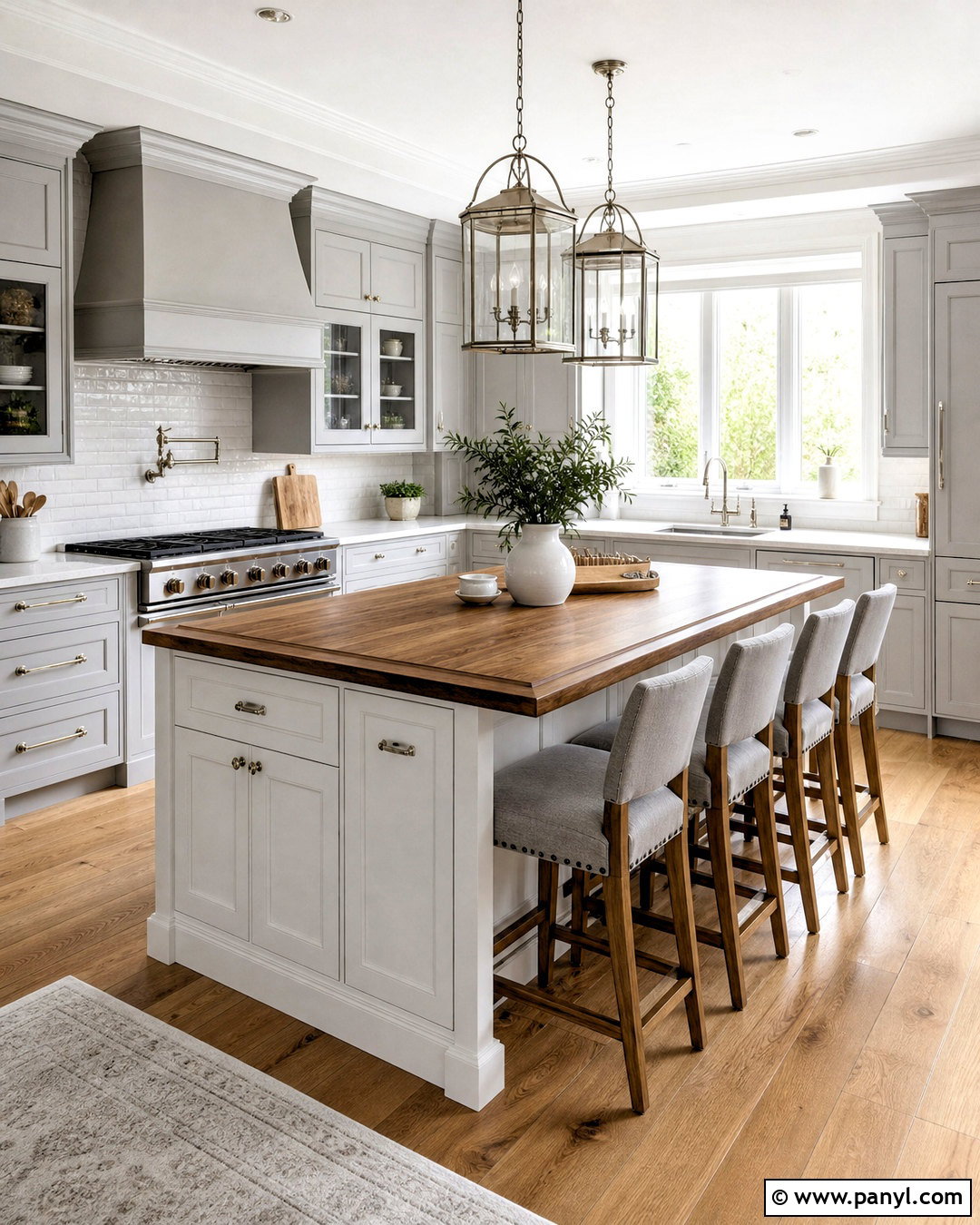 Traditional Light Grey And White Kitchen - 20 light grey and white kitchen ideas