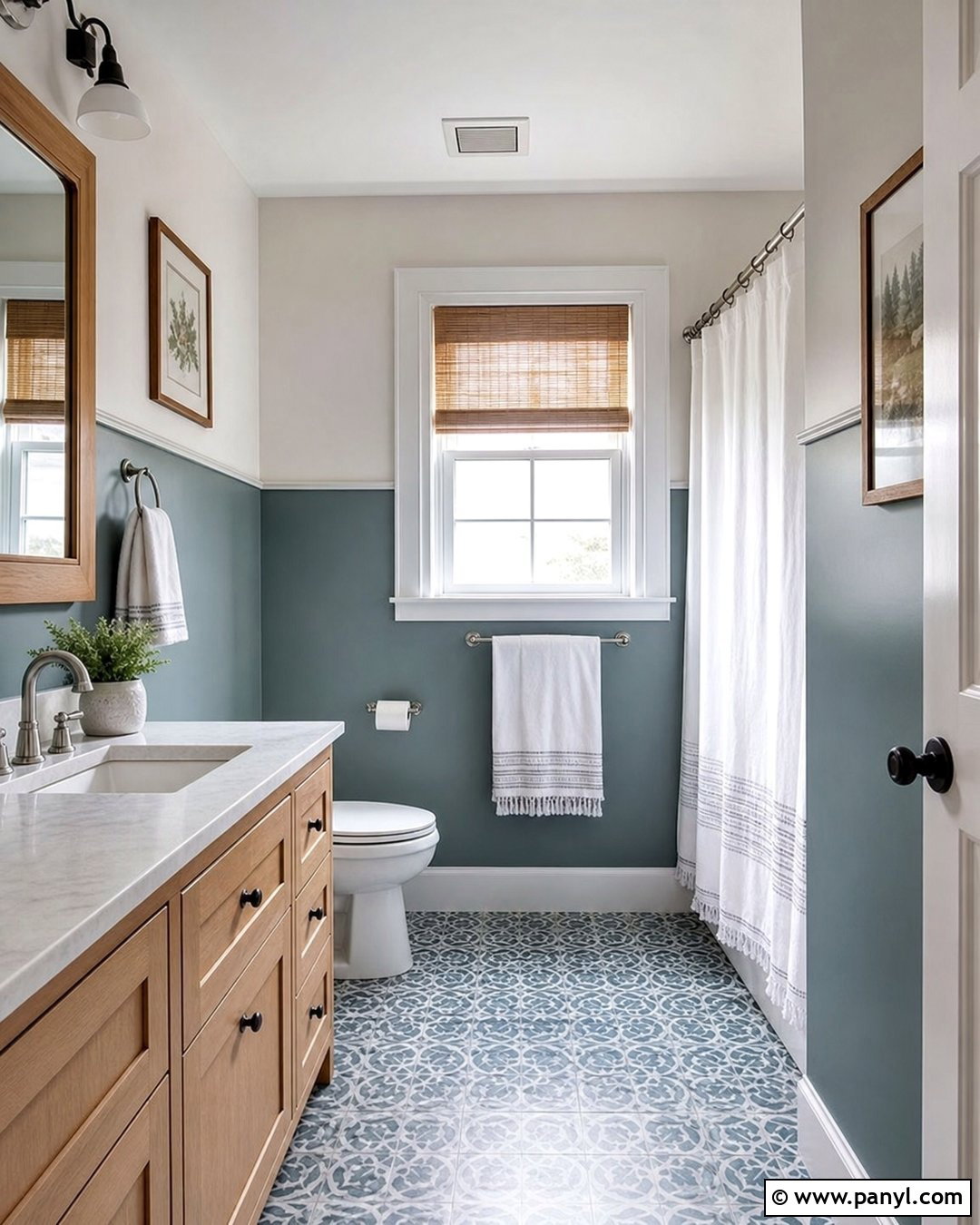 Two Tone Bathroom Walls - 25 Painted Walls Bathroom Ideas