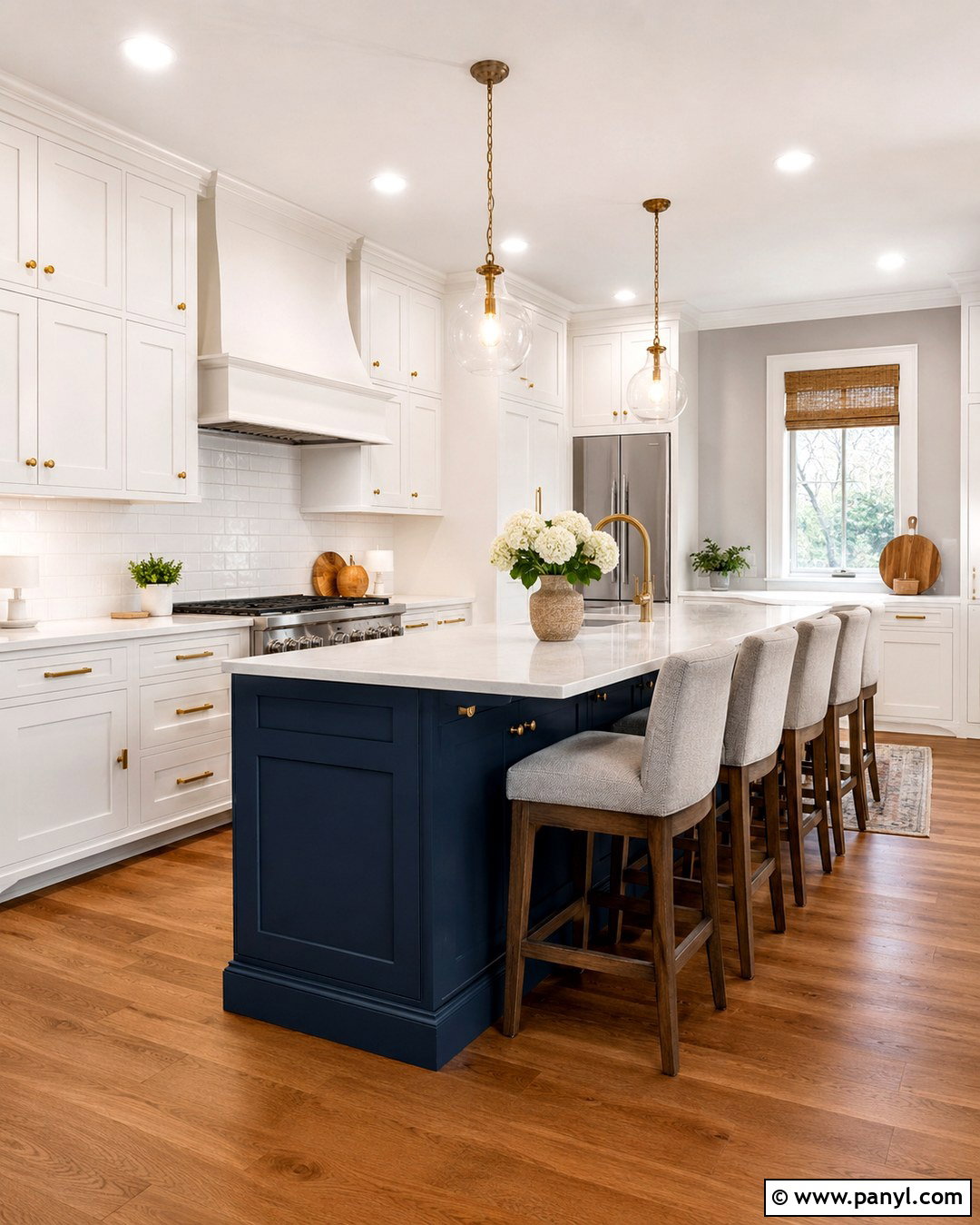 Two Tone Kitchen With White Cabinets And Grey Walls - 20 White Cabinets Grey Walls