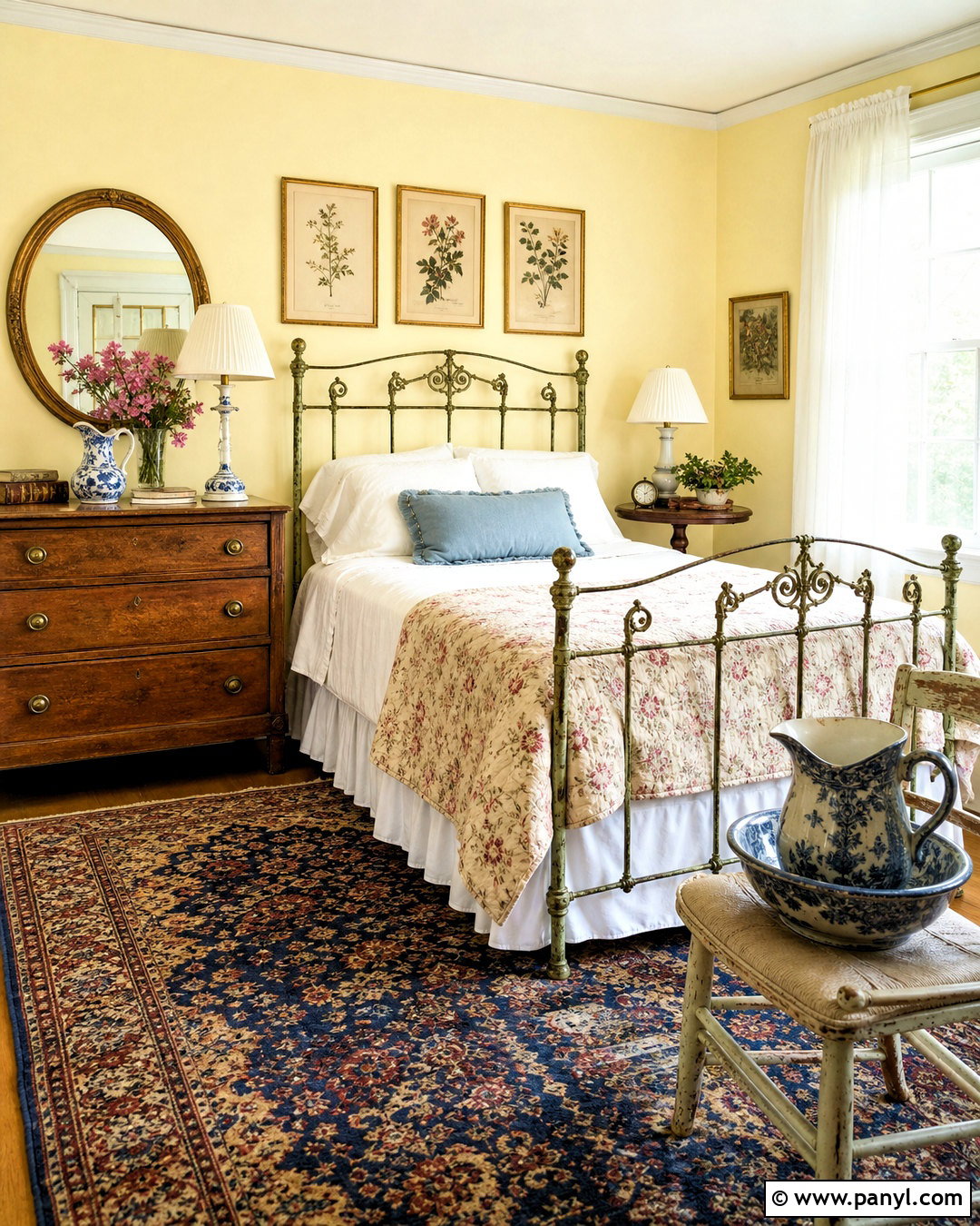 Vintage Bedroom With Pale Yellow Walls - 20 pale yellow bedroom walls