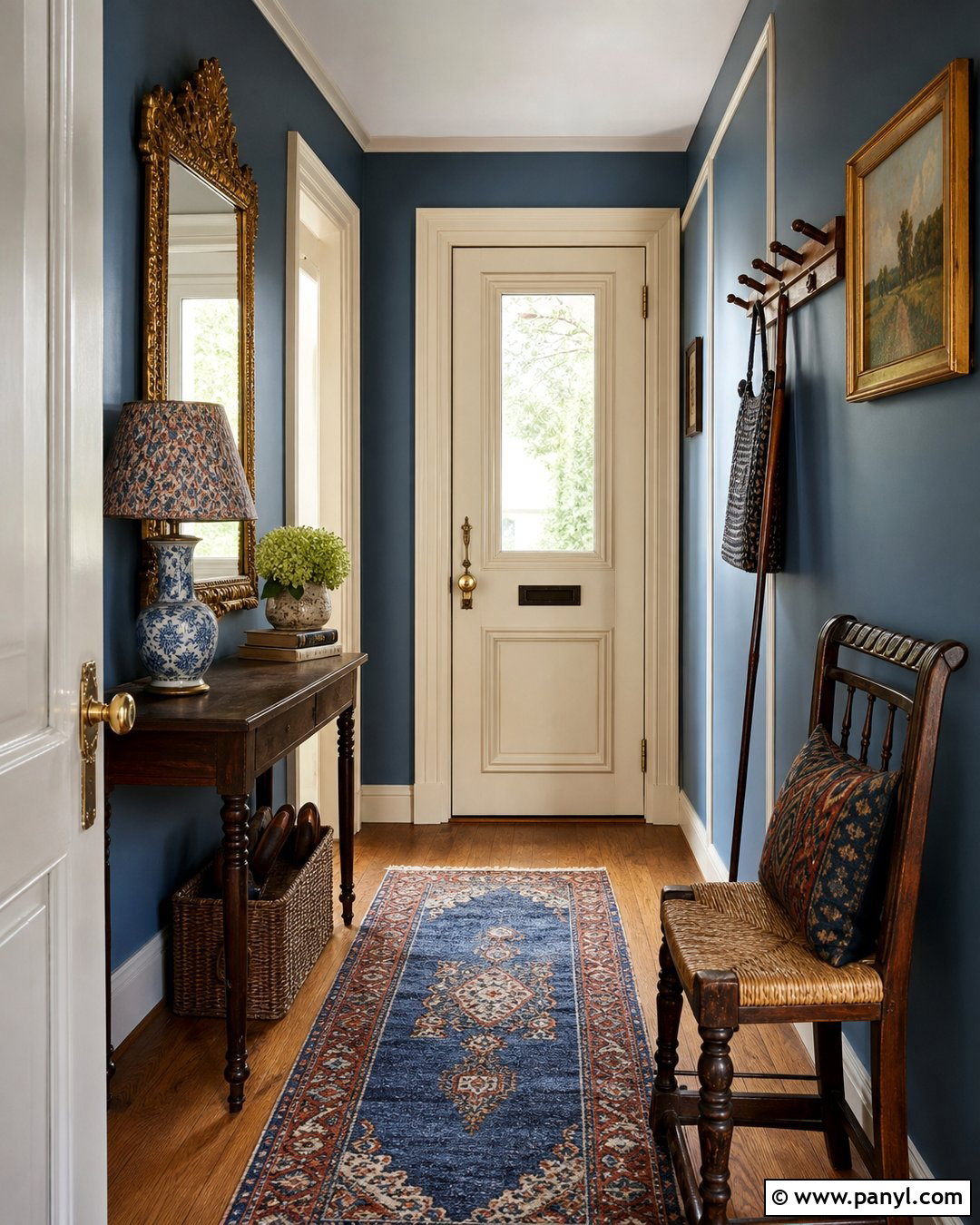 Vintage Blue Entryway Walls - 25 Vintage Blue Wall Ideas