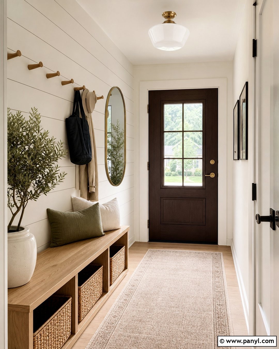 Warm White Slat Wall Entryway - 20 Neutral Color Slat Wall Ideas