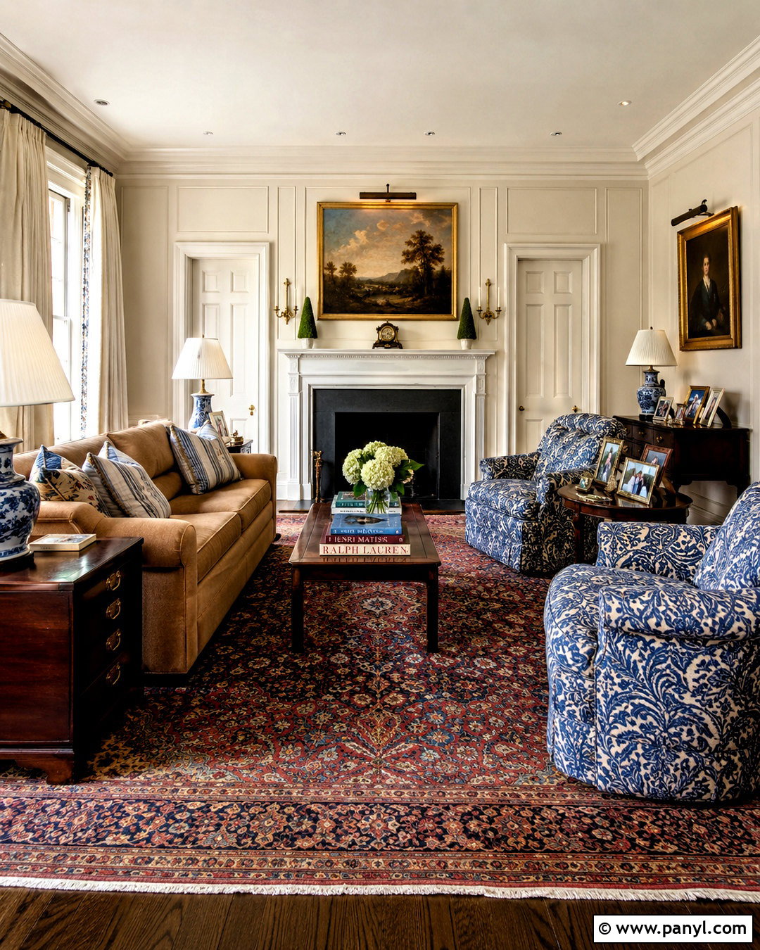 Warm White Traditional Room With White Trim - 20 Warm White Walls With White Trim Ideas