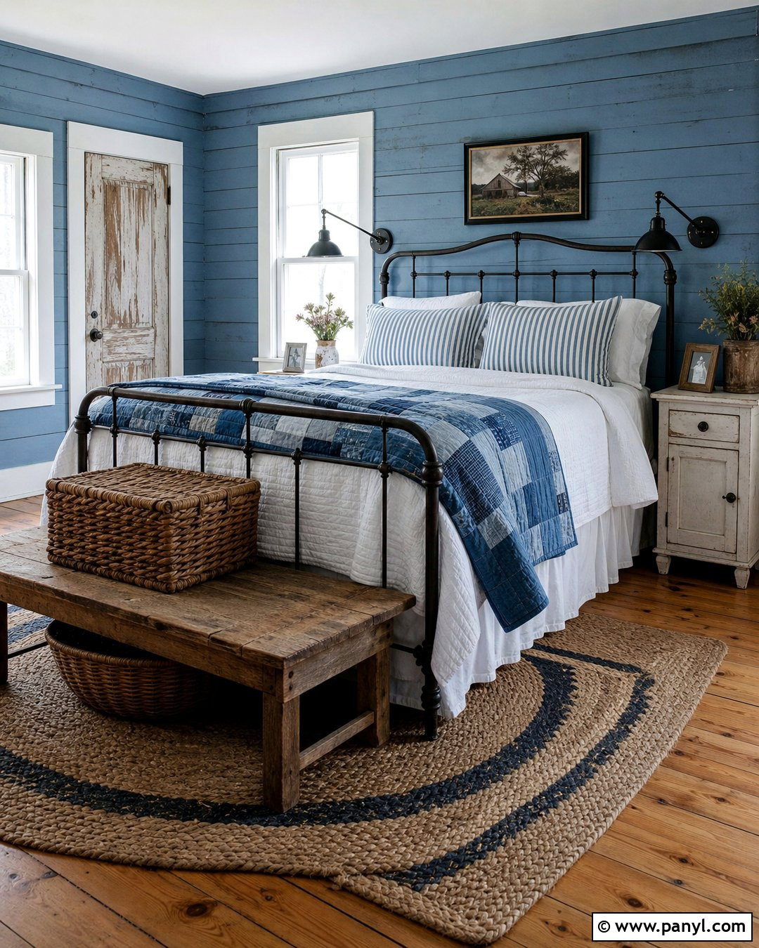 Weathered Blue Farmhouse Bedroom - 20 Blue Wall Decayed Room Ideas