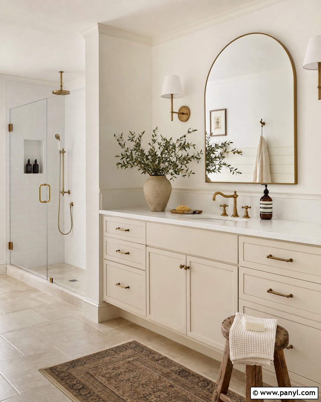 White Bathroom With Cream Trim - 30 white walls with cream trim ideas