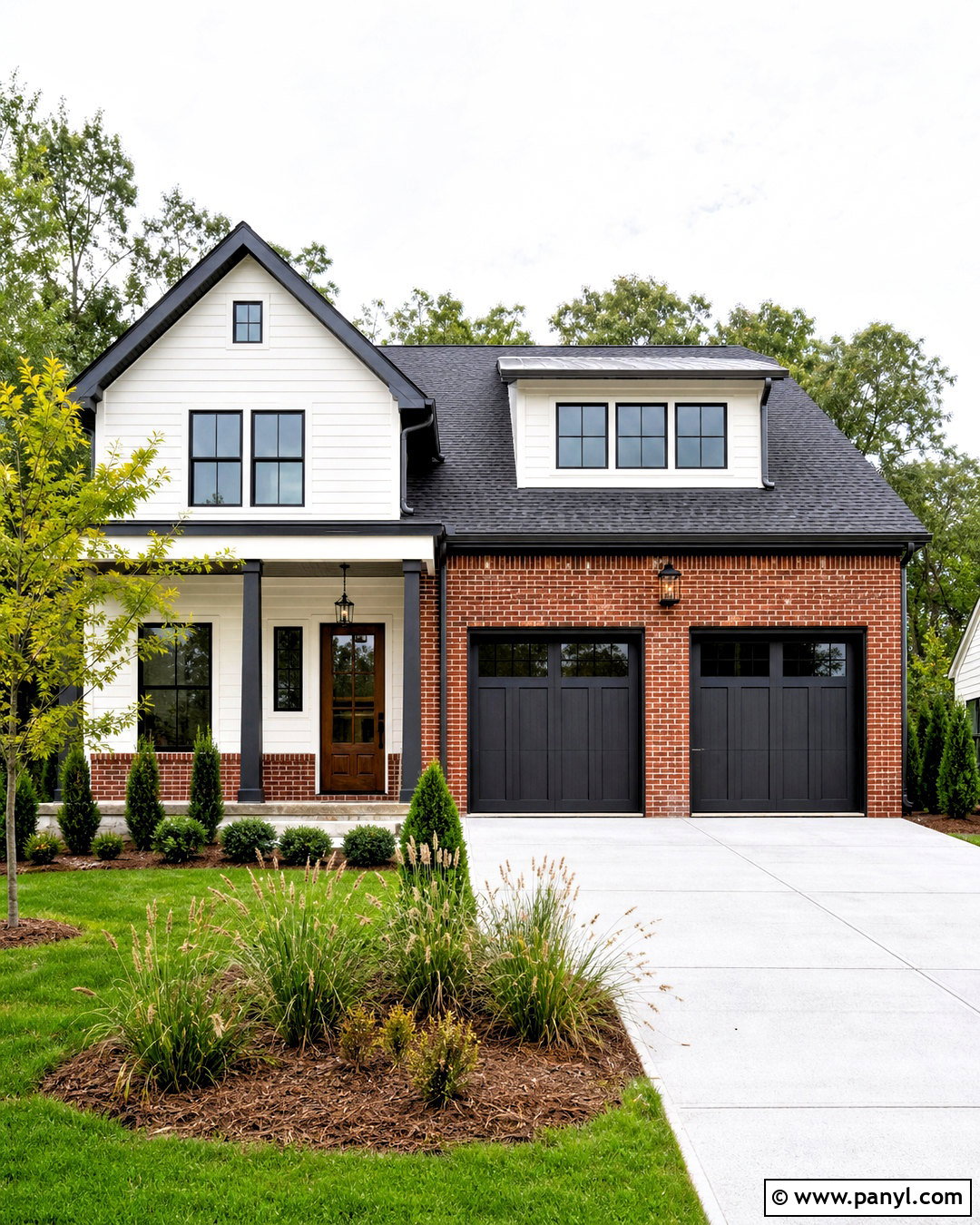 20 White House With Red Brick Ideas for Timeless Curb Appeal