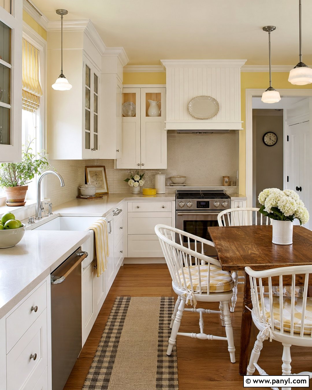 White Kitchen With Yellow Walls And Beadboard - 25 White Kitchen Yellow Walls
