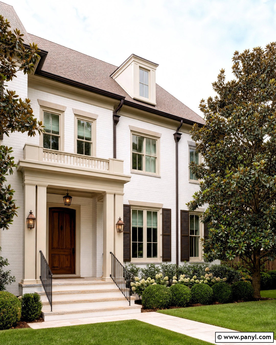White Painted Brick With Cream Trim - 20 white painted brick exterior ideas