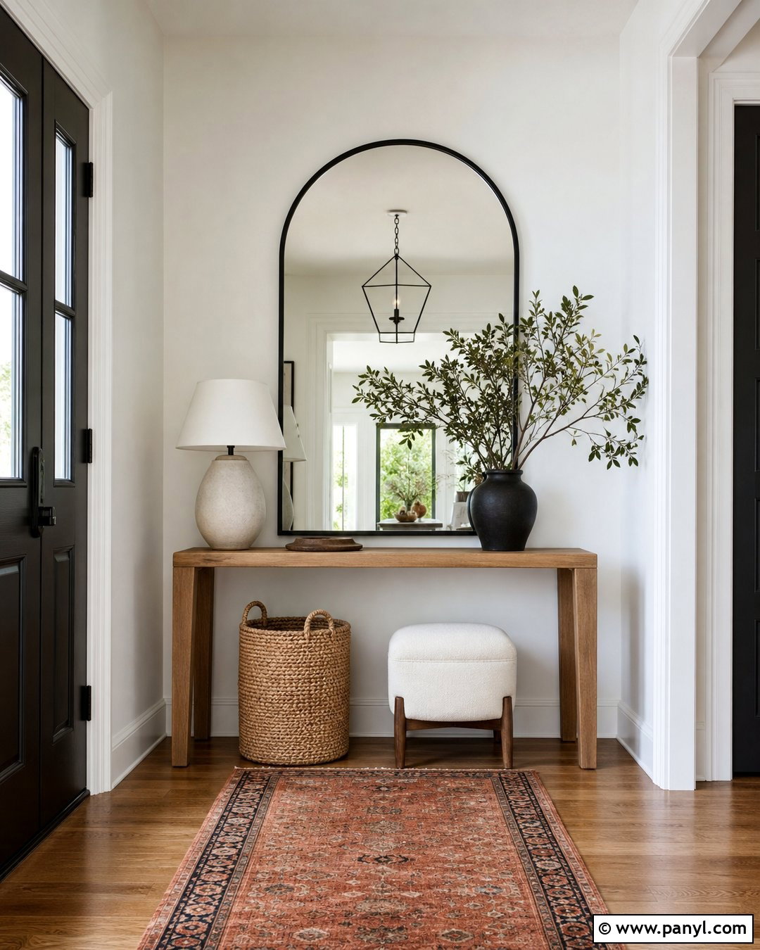 White Wall With Arched Mirror - 35 plain white wall ideas