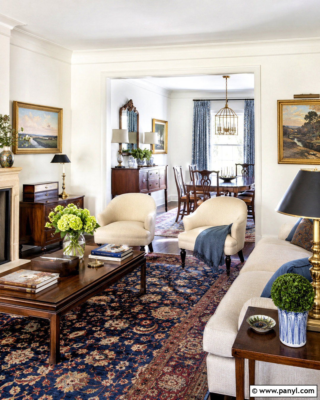 White Walls With Traditional Furniture - 20 White Walls Throughout House Ideas