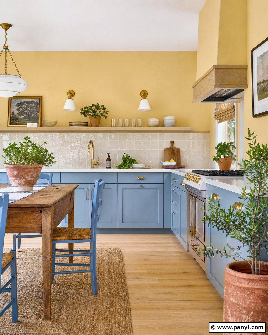 Yellow Kitchen Walls With Blue Cabinets - 30 Kitchen Yellow Walls